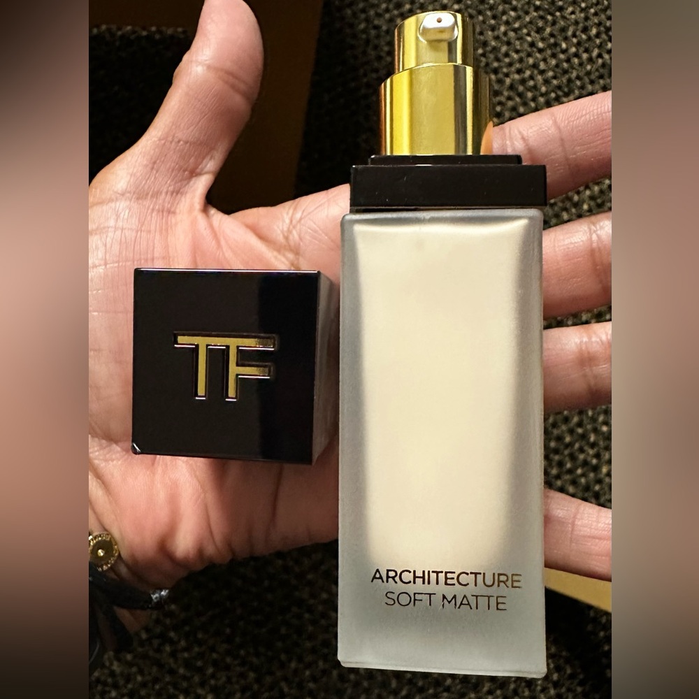 Tom Ford Architecture Soft Matte Blurring Foundation